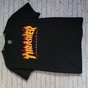 Thrasher Skateboard Magazine 🛹 men's Black T-Shirt, Size M.